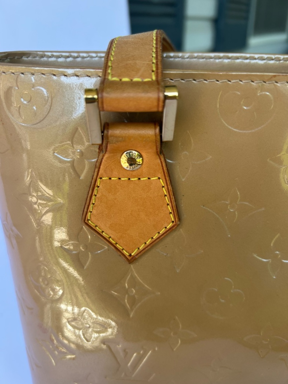 Louis Vuitton Vernis Tote Bag Beige Patent Leather Shoulder Bag Authentic - Picture 8 of 12